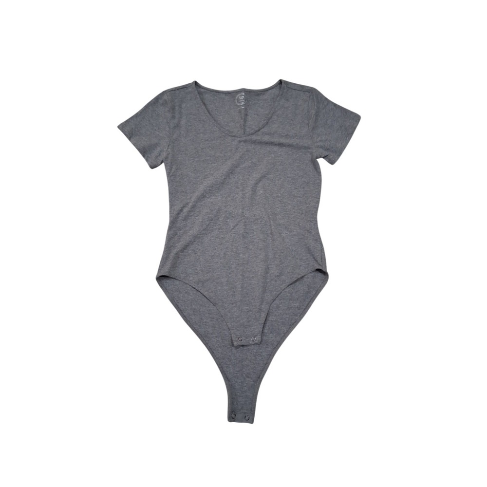 Maurices 24/7 Grey Heathered Short Sleeve Scoop Neck Bodysuit Womens Size Medium